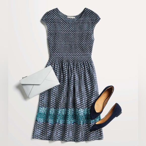 Max Studio Dresses & Skirts - Max Studio Contemporary Business Casual Dress Medium